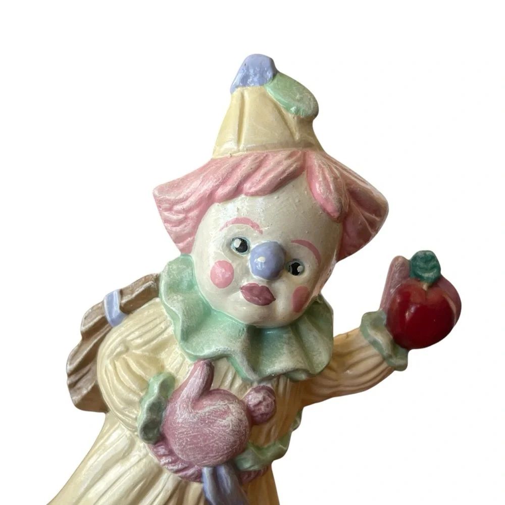 Vtg Clown Figurine Ceramic Apple & Backpack Back to School Circus Studio Art 6
